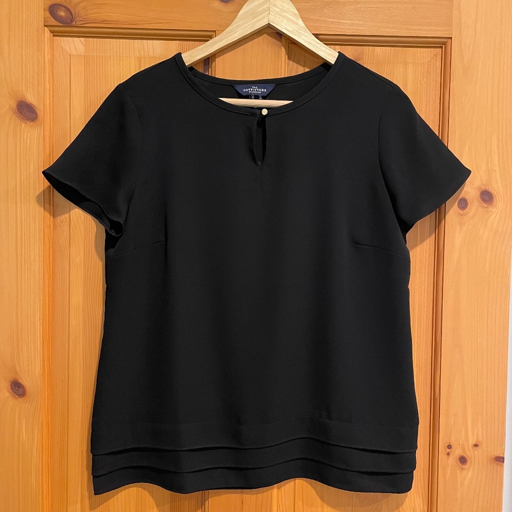 Lands' End Black Short Sleeve Blouse Size 6